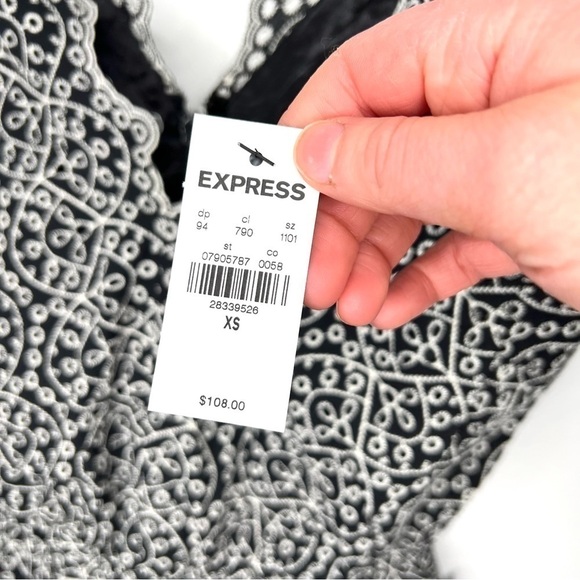 Express Boho Western Embroidered Eyelet Scallop Short Sleeve Romper Size XS - Picture 6 of 16